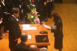 岡崎学舎入学式 短期大学新入生代表宣誓